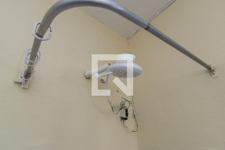 Banheiro de casa para alugar com 1 quarto, 58m² em Ramos, Rio de Janeiro