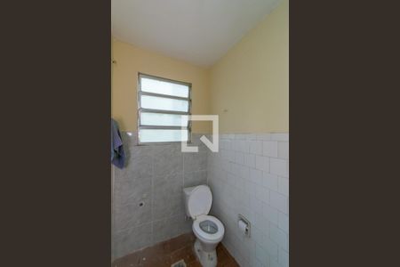 Banheiro de casa para alugar com 1 quarto, 58m² em Ramos, Rio de Janeiro