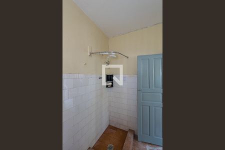 Banheiro de casa para alugar com 1 quarto, 58m² em Ramos, Rio de Janeiro
