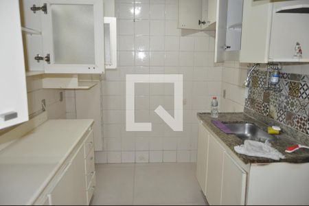 Cozinha de casa de condomínio à venda com 5 quartos, 100m² em Rocha, Rio de Janeiro