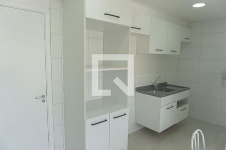 Cozinha de apartamento para alugar com 2 quartos, 45m² em Bela Vista, São Paulo