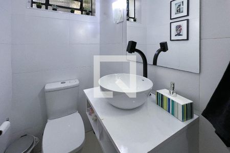 Lavabo de casa à venda com 4 quartos, 200m² em Planalto Paulista, São Paulo