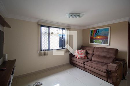Sala de apartamento para alugar com 2 quartos, 56m² em Conjunto Residencial José Bonifácio, São Paulo