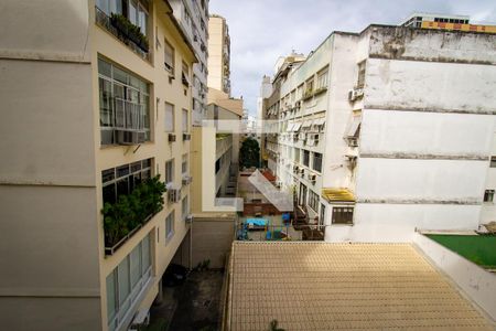 Vista da sala de apartamento à venda com 3 quartos, 97m² em Leblon, Rio de Janeiro