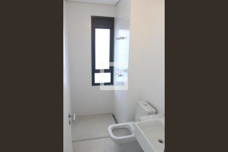 
Banheiro
 de apartamento à venda com 4 quartos, 255m² em Vila Ipojuca, São Paulo