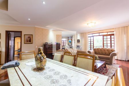 Sala  de casa à venda com 4 quartos, 400m² em City Bussocaba, Osasco