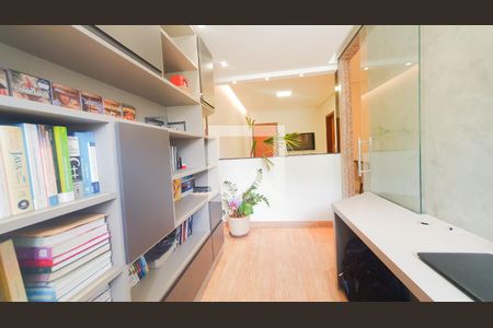 Escritorio de apartamento à venda com 3 quartos, 90m² em Itapoã, Belo Horizonte