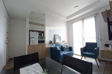 Sala de apartamento para alugar com 2 quartos, 55m² em Vila Satúrnia, Campinas