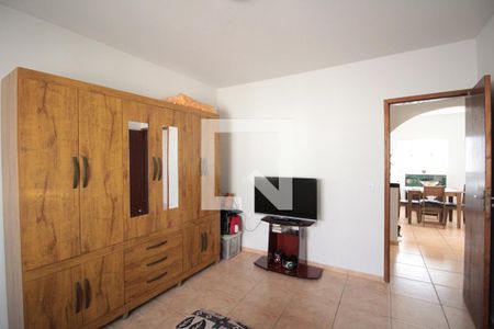 Suite de casa à venda com 3 quartos, 204m² em Jaqueline, Belo Horizonte