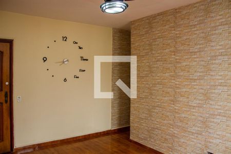 Sala de apartamento para alugar com 3 quartos, 70m² em Todos Os Santos, Rio de Janeiro