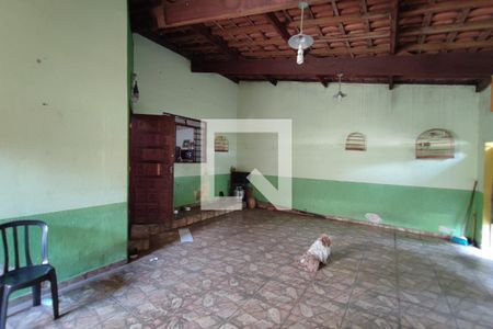 Quintal - Garagem de casa à venda com 3 quartos, 250m² em Jardim Roseira, Campinas