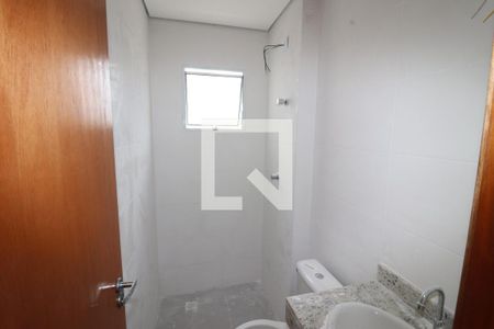 Banheiro de apartamento para alugar com 1 quarto, 33m² em Penha de França, São Paulo