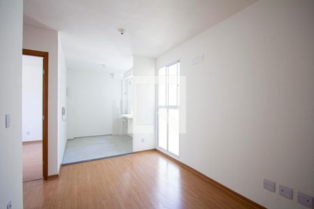 Sala de apartamento para alugar com 2 quartos, 40m² em Barro Vermelho, São Gonçalo