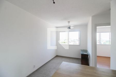 Sala de apartamento para alugar com 2 quartos, 44m² em Parque Rosário, Belford Roxo