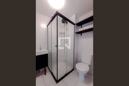 Banheiro de kitnet/studio para alugar com 1 quarto, 28m² em Brás, São Paulo