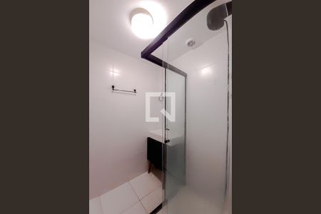 Banheiro de kitnet/studio para alugar com 1 quarto, 28m² em Brás, São Paulo