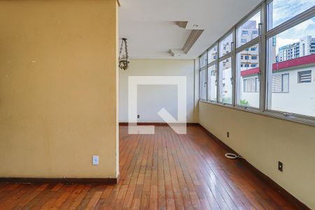 Sala 1 de apartamento à venda com 4 quartos, 180m² em Funcionários, Belo Horizonte
