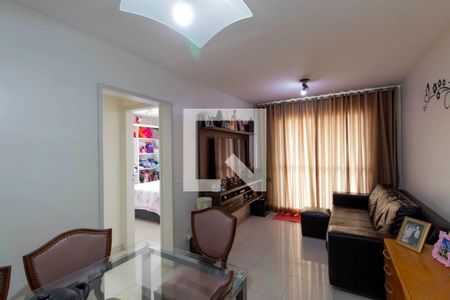 Sala de apartamento para alugar com 2 quartos, 70m² em Cangaiba, São Paulo