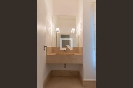 Lavabo de casa de condomínio para alugar com 5 quartos, 290m² em Swiss Park, Campinas