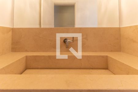 Lavabo de casa de condomínio para alugar com 5 quartos, 290m² em Swiss Park, Campinas