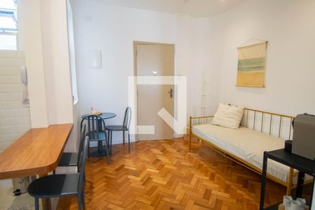 Sala de apartamento para alugar com 1 quarto, 50m² em Copacabana, Rio de Janeiro