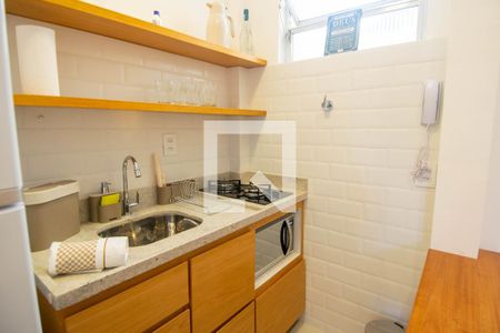 Cozinha de apartamento para alugar com 1 quarto, 50m² em Copacabana, Rio de Janeiro