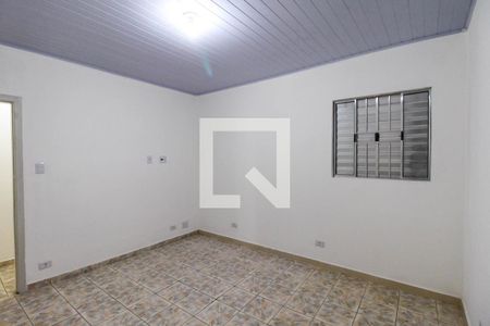 Quarto 1 de casa para alugar com 3 quartos, 80m² em Vila Carmem, São Paulo