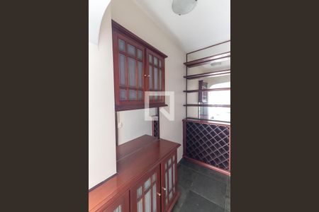 Sala - Adega de apartamento à venda com 4 quartos, 220m² em Pinheiros, São Paulo