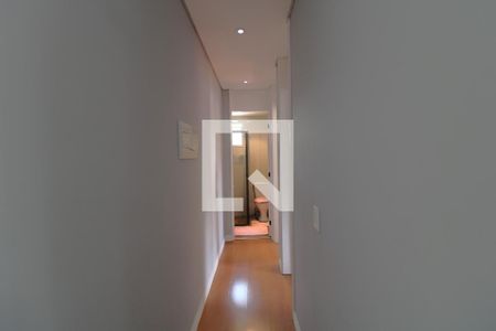 Corredor de apartamento à venda com 2 quartos, 48m² em Jardim Sabará, São Paulo