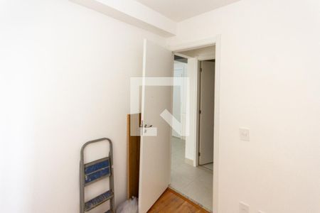 Quarto 01 de apartamento para alugar com 2 quartos, 33m² em Vila Ema, São Paulo