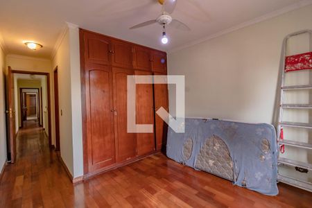 Quarto de casa à venda com 3 quartos, 180m² em Conjunto Residencial Jardim Canaã, São Paulo