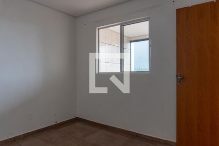 Quarto 2 de casa para alugar com 2 quartos, 60m² em Ceilândia Sul (ceilândia), Brasília