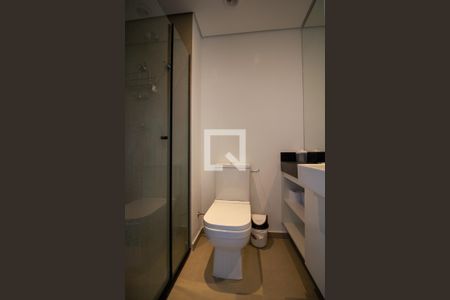 Banheiro de kitnet/studio à venda com 1 quarto, 23m² em Perdizes, São Paulo
