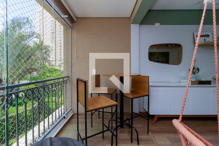 Sala de apartamento à venda com 3 quartos, 99m² em Jardim das Acácias, São Paulo