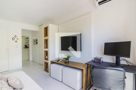 Sala/Quarto de kitnet/studio à venda com 1 quarto, 45m² em Centro Histórico, Porto Alegre