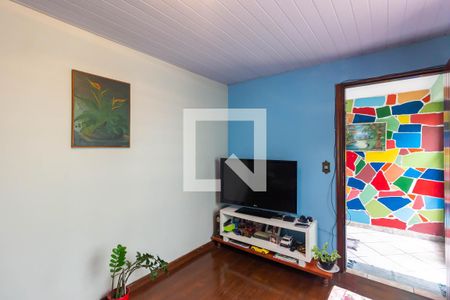 Sala de casa para alugar com 2 quartos, 250m² em Jardim Ester, São Paulo