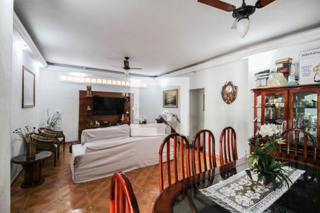 Sala de casa para alugar com 3 quartos, 365m² em Centro, Nilópolis
