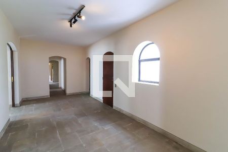 Apartamento para alugar com 300m², 3 quartos e 4 vagas Apartamento para alugar com 300m², 3 quartos e 4 vagasHall de Entrada