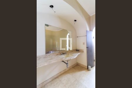 Apartamento para alugar com 300m², 3 quartos e 4 vagas Apartamento para alugar com 300m², 3 quartos e 4 vagasBanheiro da Suíte 3