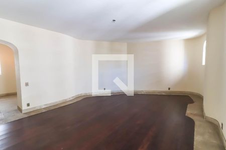 Apartamento para alugar com 300m², 3 quartos e 4 vagas Apartamento para alugar com 300m², 3 quartos e 4 vagasSala de TV