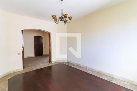 Apartamento para alugar com 300m², 3 quartos e 4 vagas Apartamento para alugar com 300m², 3 quartos e 4 vagasSala de Jantar