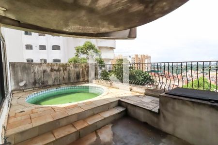 Apartamento para alugar com 300m², 3 quartos e 4 vagas Apartamento para alugar com 300m², 3 quartos e 4 vagasVaranda