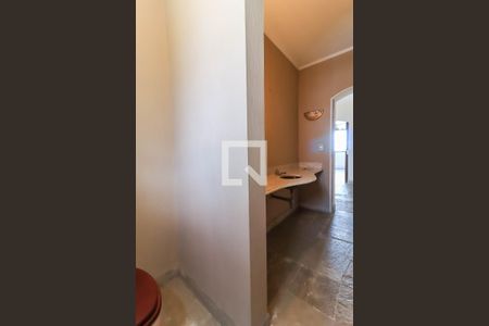 Apartamento para alugar com 300m², 3 quartos e 4 vagas Apartamento para alugar com 300m², 3 quartos e 4 vagasLavabo