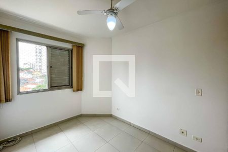 Quarto de apartamento para alugar com 2 quartos, 59m² em Santa Teresinha, São Paulo