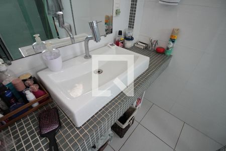 Banheiro da Suite Master de casa à venda com 5 quartos, 473m² em Santa Rosa, Belo Horizonte