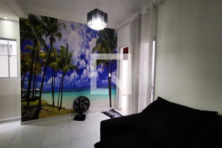 Sala de casa de condomínio à venda com 2 quartos, 77m² em Jardim das Tulipas, Jundiaí