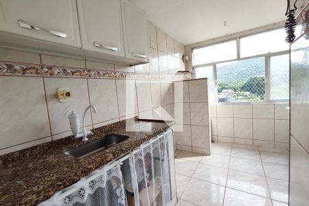 Cozinha de apartamento à venda com 1 quarto, 45m² em Taquara, Rio de Janeiro