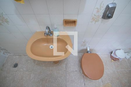 Casa à venda com 220m², 3 quartos e 5 vagas Casa à venda com 220m², 3 quartos e 5 vagasBanheiro 2