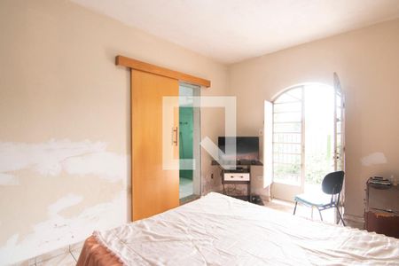 Casa à venda com 220m², 3 quartos e 5 vagas Casa à venda com 220m², 3 quartos e 5 vagasSuíte