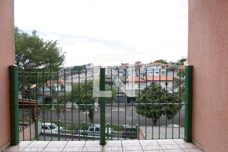 Casa à venda com 220m², 3 quartos e 5 vagas Casa à venda com 220m², 3 quartos e 5 vagasVaranda da Suíte